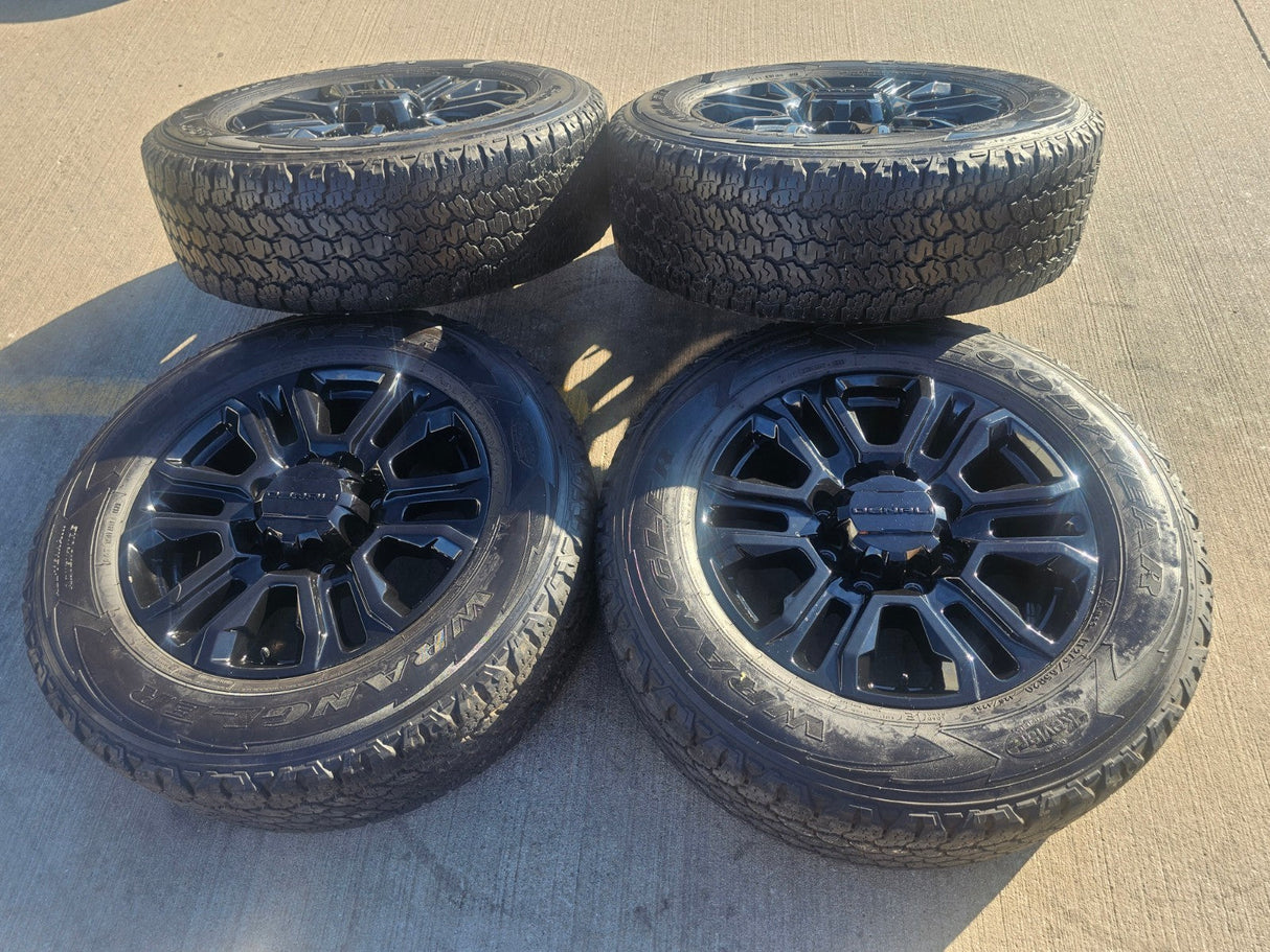 20" GMC Sierra Chevy 2500 OEM 5957 BLACK DIAMOND wheels rims 2024 2025 GOODYEAR Texas Truck Tire