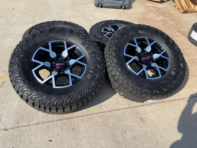 17" GMC Sierra AT4X Chevy Silverado ZR2 OEM wheels rims Canyon Colorado NEW Texas Truck Tire