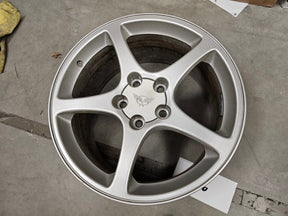 18" 18x9.5 Chevy Corvette OEM rim wheel 5105 5104 2003 2004 2005 REAR Texas Truck Tire