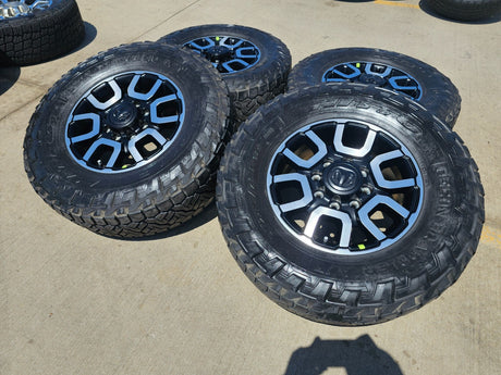 18" Ram 2500 3500 LARAMIE OEM wheels rims 2694 tires 35" NITRO Texas Truck Tire