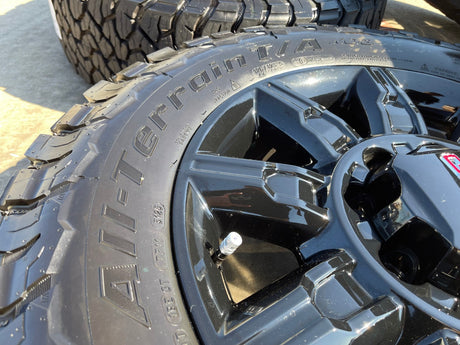 20" GMC Sierra AT4X 2500 3500 OEM 14137 5963 wheels rims Silverado BFG KO3 NEW Texas Truck Tire