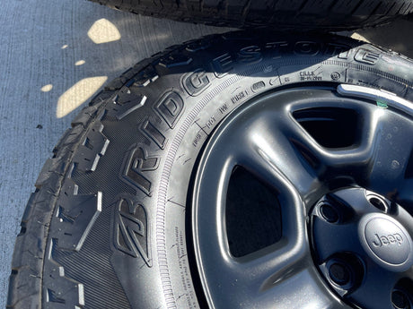 17" Jeep Gladiator OEM wheels rims Steel 9220 9240 Wrangler 2025 2026 NEW Texas Truck Tire