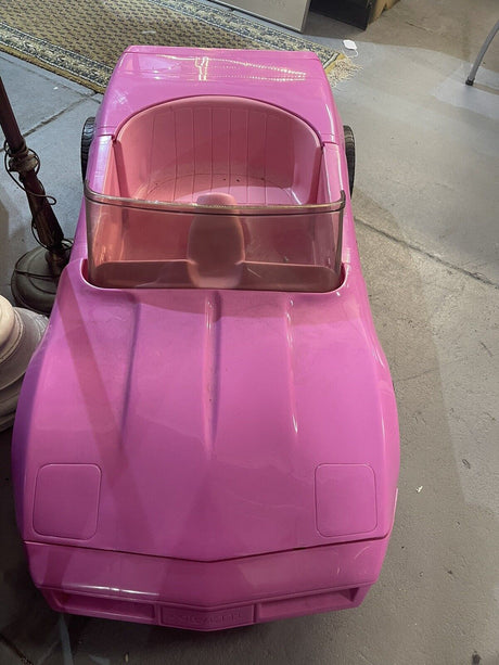 1988 BARBIE CORVETTE Classic Edition ~ Ride-On Toy Car #85350