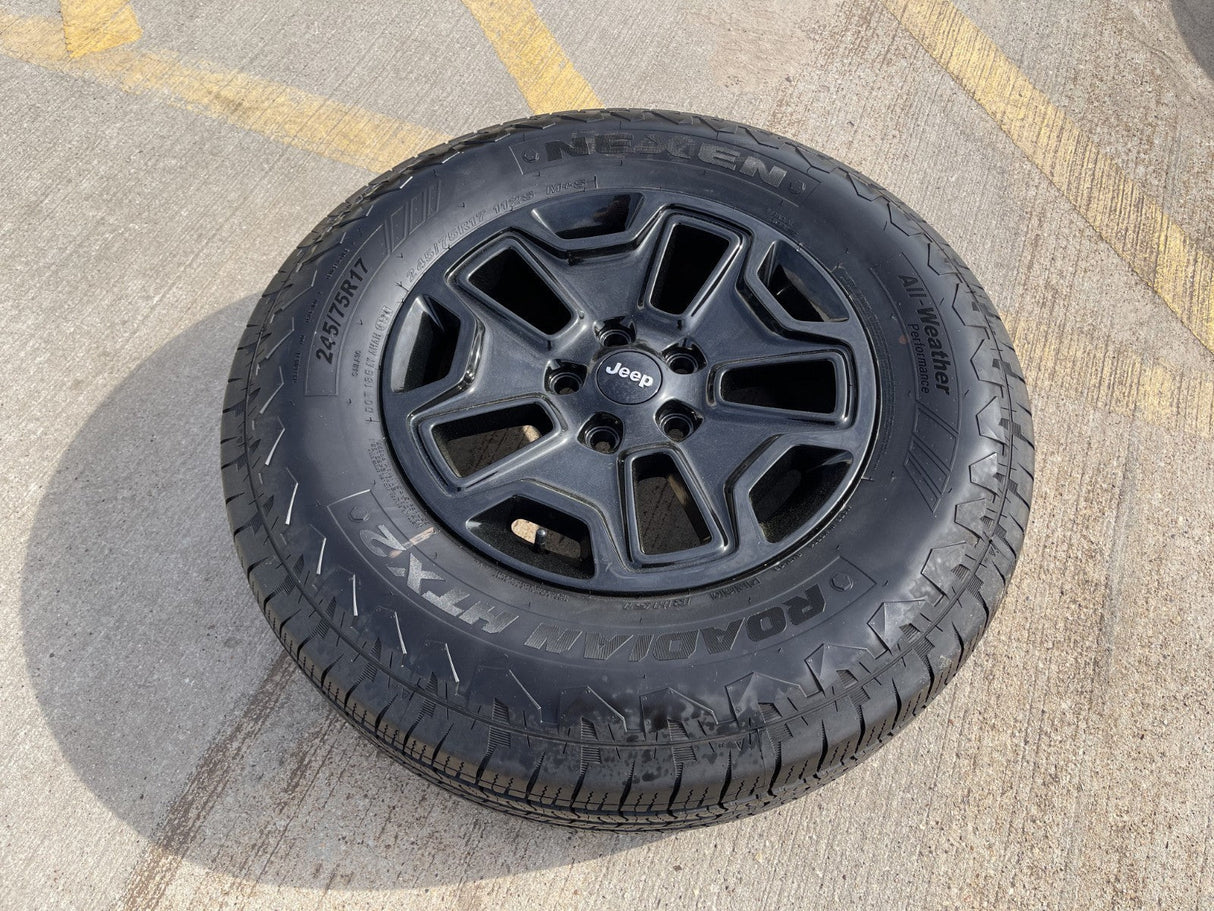 17" Jeep Wrangler Gladiator OEM wheel rim 9118 black tire NEXEN NEW Texas Truck Tire