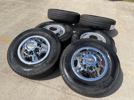 17" Chevy Silverado GMC Sierra 3500 Dually OEM 8094 rims wheels tires MICHELIN Texas Truck Tire