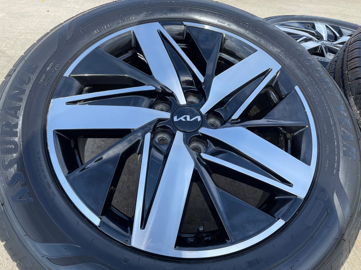 18" Kia Sorento OEM wheels rims 70736 Sportage Seltos K4 K5 Optima Carnival NEW Texas Truck Tire