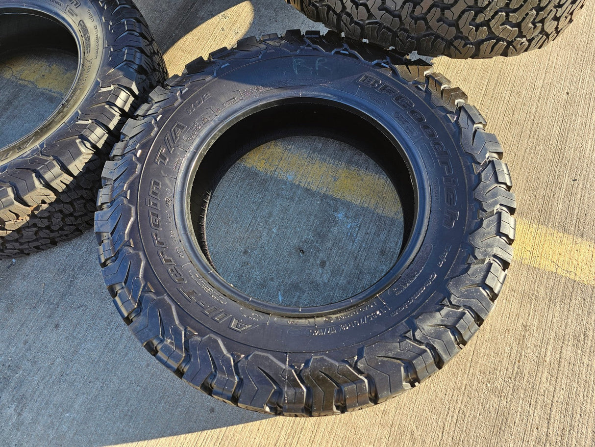 (4) 255/70/18 BFG KO2 A/T tires F-150 Sierra Tahoe Silverado NEW TAKE OFFS NEW Texas Truck Tire