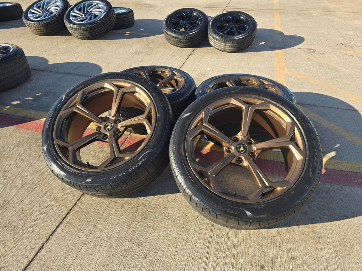 22" Lamborghini Urus OEM wheels rims Taigete 2022 2023 2024 2025 2026 BRONZE Texas Truck Tire