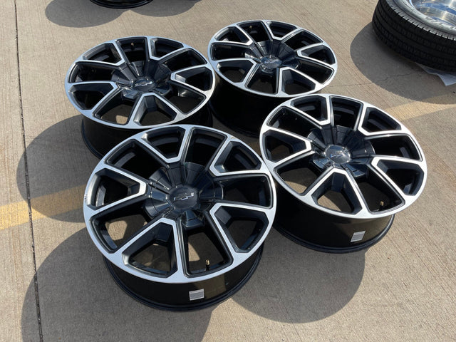 22" Chevy Tahoe Suburban RST OEM 14035 wheels rims Silverado Texas Truck Tire