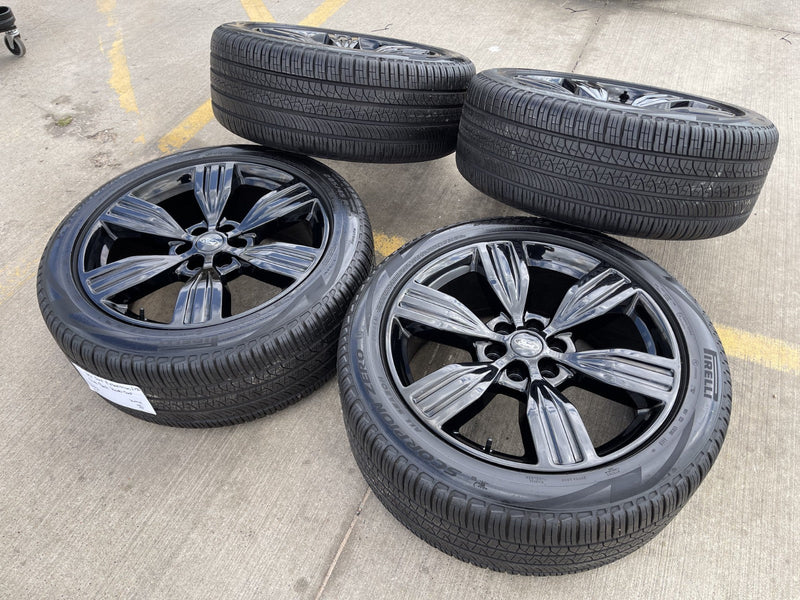 22" Ford F-150 LIMITED OEM rims wheels 10442 Expedition PIRELLI NEW Texas Truck Tire