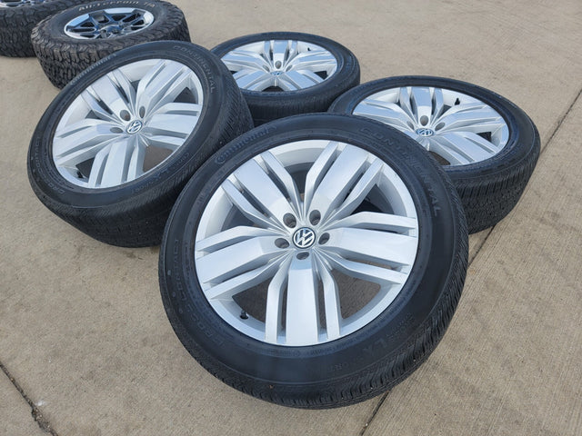 20" VW Atlas OEM wheels rims tires gray 70029 Audi Q7 Q8 2020 2021 2022 2023 Texas Truck Tire