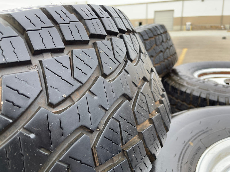 17" 17x9 Pro Comp Series 69 Jeep Wrangler Gladiator 5x127 5x5 wheels rims only Texas Truck Tire