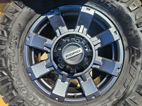 20" Ford F-250 F-350 OEM 10296 10485 Lariat wheels rims NITRO 37" Texas Truck Tire