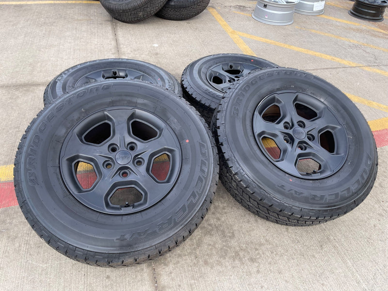 17" Jeep Wrangler Gladiator RUBICON OEM 9236 wheels rims DISCOUNTED Texas Truck Tire
