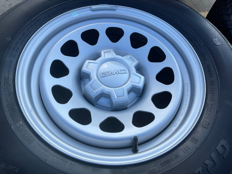 17" Chevy Silverado OEM wheel rim Tahoe Colorado 8130 GMC Canyon 2025 2026 NEW Texas Truck Tire