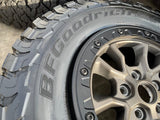 (5) 17" Jeep Wrangler 392 Gladiator OEM 9304 95240 BEADLOCK wheels rims Texas Truck Tire