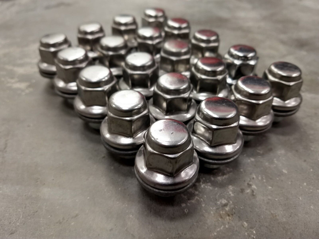 (20) OEM Toyota Camry lug nuts polished 12x1.5 Avalon Corolla Rav-4 Lexus RX350 Texas Truck Tire