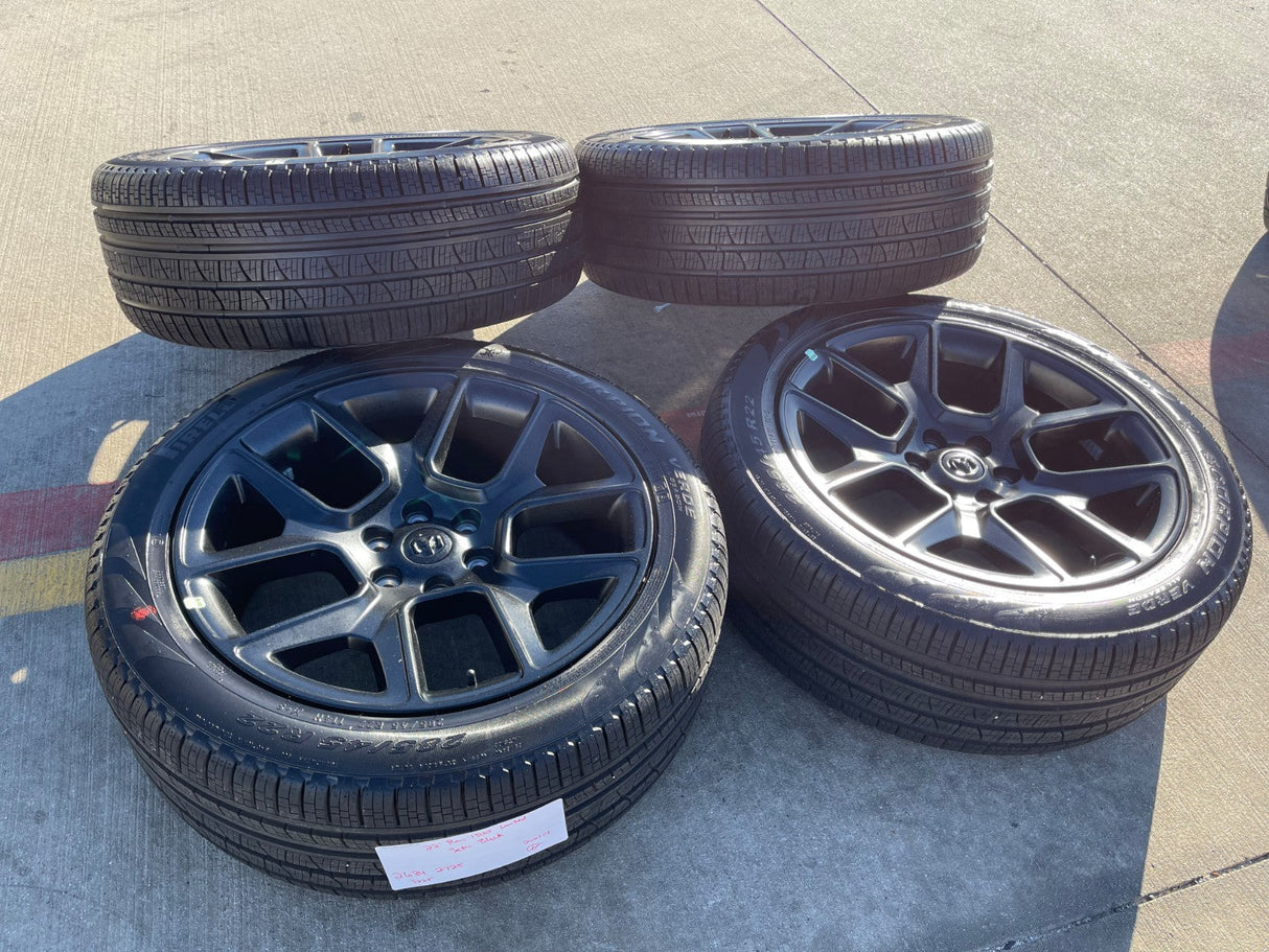 22" Dodge Ram 1500 OEM LIMITED Laramie wheels rims black 2725 2684 PIRELLI NEW Texas Truck Tire