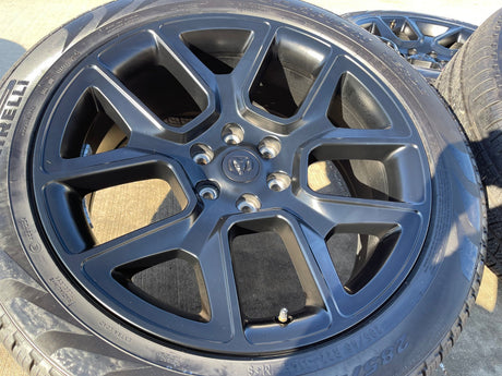 22" Dodge Ram 1500 OEM LIMITED Laramie wheels rims black 2725 2684 PIRELLI NEW Texas Truck Tire
