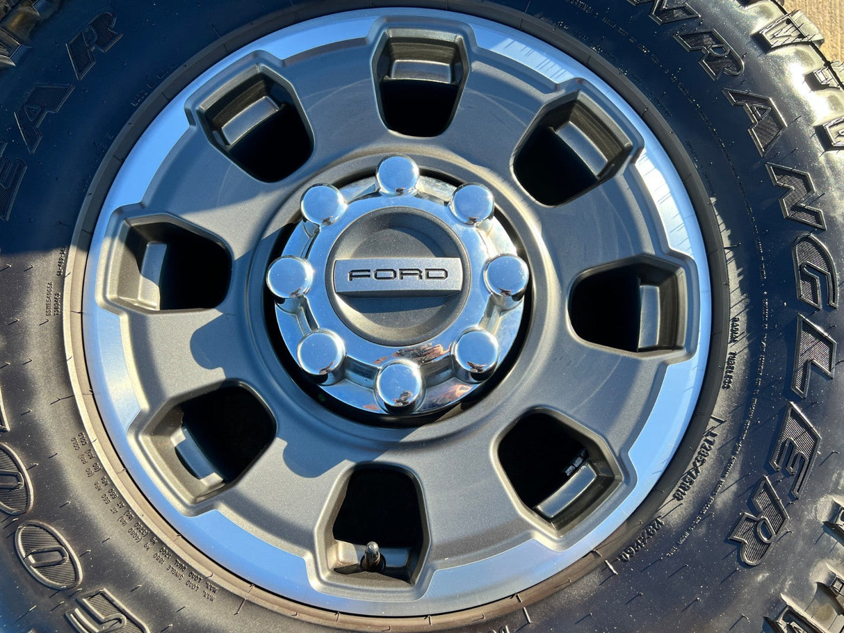18" Ford F-250 F-350 OEM TREMOR rims wheels 10482 tires 35" DURATRAC R/T Texas Truck Tire