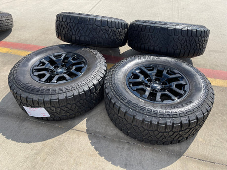 17" Ford F-150 Raptor Bronco OEM rims wheels 10461 tires KENDA 33" Texas Truck Tire