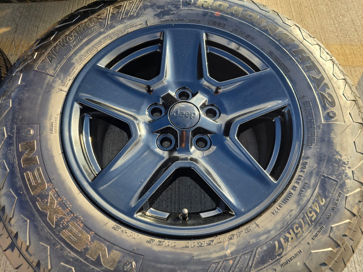 17" Jeep Gladiator BLACK OEM wheels rims 9235 Wrangler 2024 2025 2026 NEW Texas Truck Tire