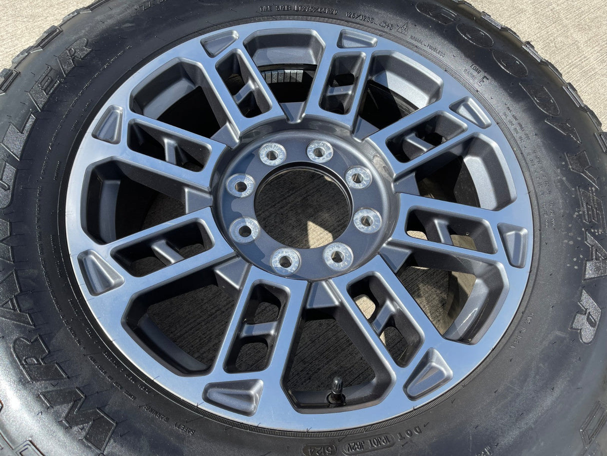 20" Ford F-250 F-350 OEM LIMITED Platinum wheel 10302 10483 rim 2024 2025 2026 Texas Truck Tire