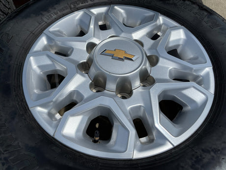 18" Chevy Silverado 2500 3500 OEM 5959 wheels rims 2021 2022 2023 2024 2025 Texas Truck Tire