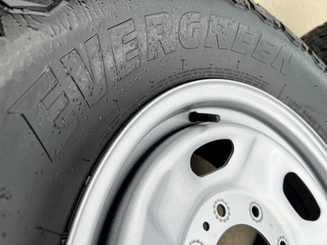 17" Ford F-250 F-350 OEM 3828 wheels rims tires A/T 33" Texas Truck Tire