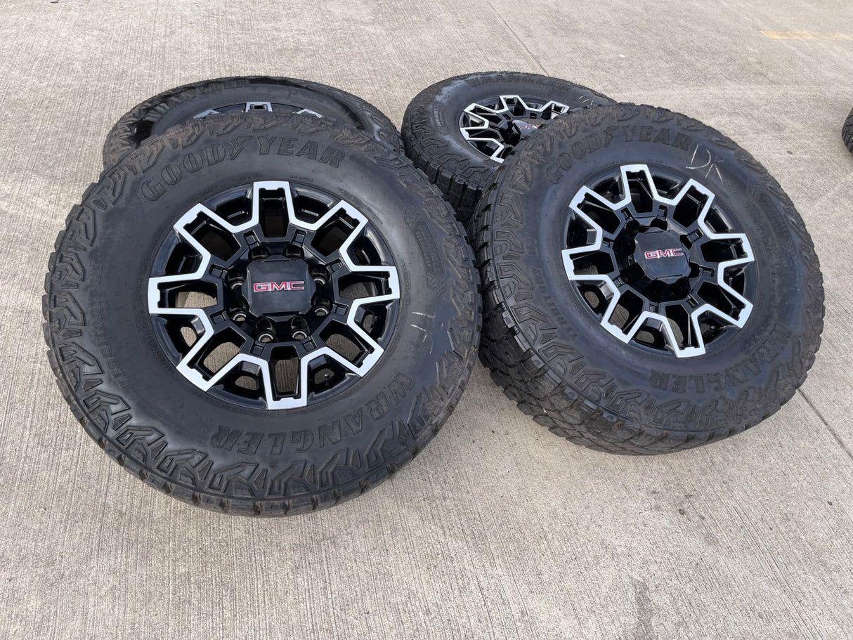 18" GMC Sierra AT4X Chevy Trail Boss 2500 OEM 14136 wheels rims GOODYEAR 35" Texas Truck Tire