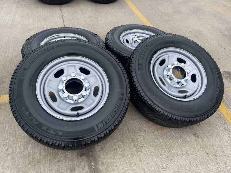 17" Ford F-250 F-350 OEM 3828 wheels rims tires MICHELIN LTX A/T2 NEW Texas Truck Tire