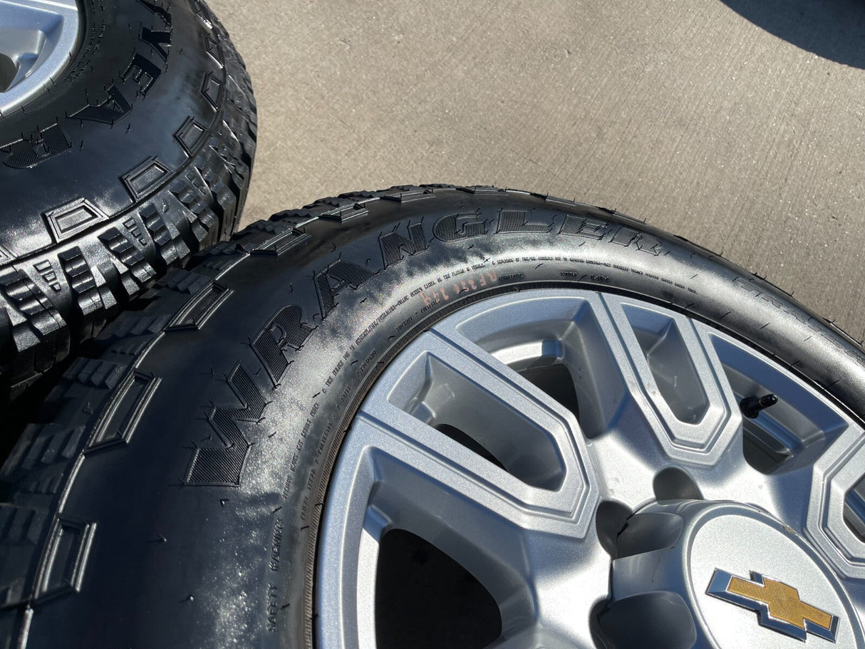 20" GMC Sierra AT4 2500 3500 OEM wheels rims 5950 Silverado 2023 2024 2025 NEW Texas Truck Tire