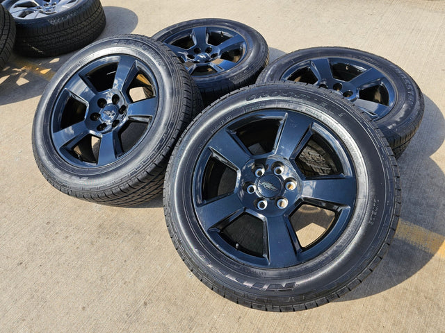 20" Chevy Silverado 1500 Tahoe Suburban OEM wheels rims 5652 5754 tires GMC Texas Truck Tire