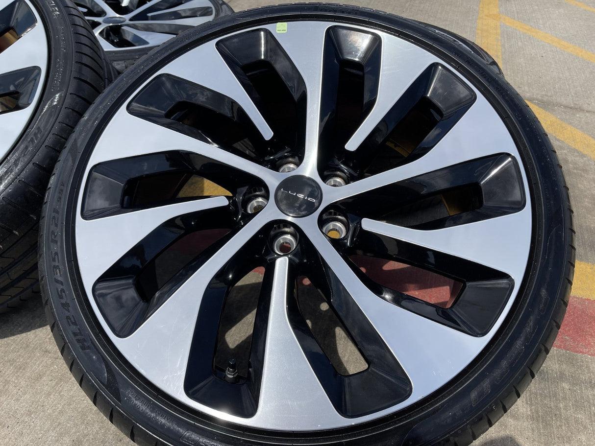 21" Lucid Air Grand Touring OEM 95542 95543 wheels rims black tires DISCOUNTED Texas Truck Tire