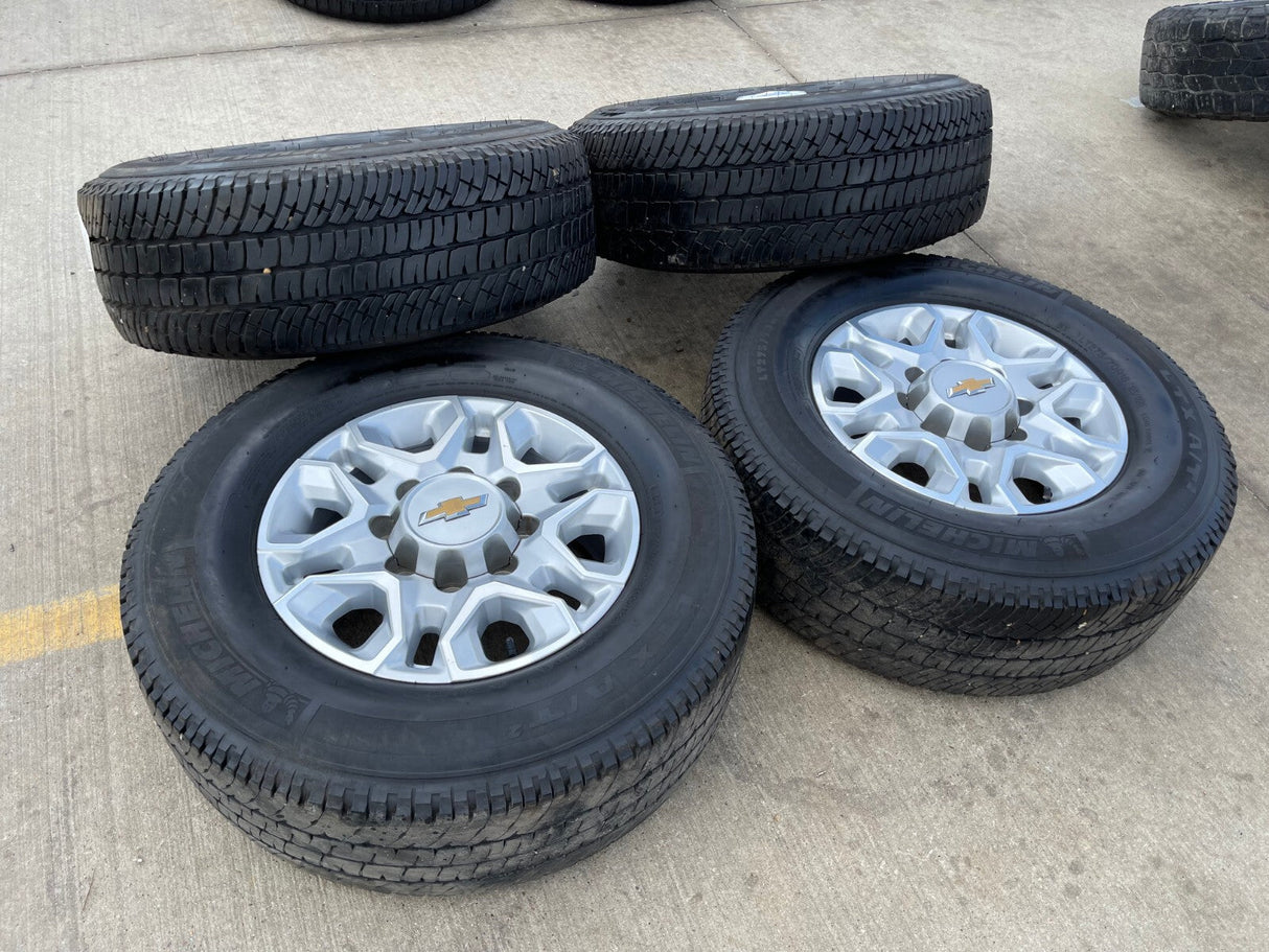 18" Chevy Silverado 2500 3500 OEM 5959 wheels rims MICHELIN LTX A/T2 Texas Truck Tire