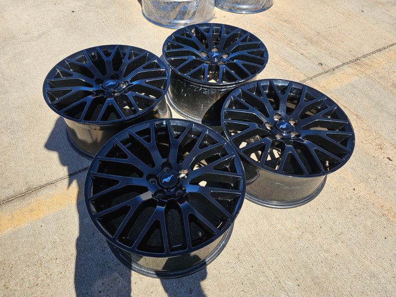 19" Ford Mustang GT Performance Track Pack OEM 10036 10038 wheels rims Texas Truck Tire