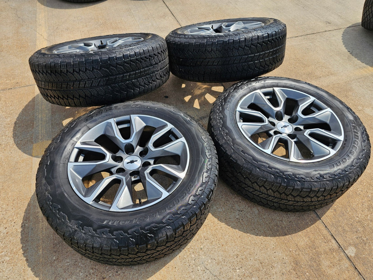 20" Chevy Silverado 1500 Tahoe Suburban OEM 5915 5916 wheels rims DUELER A/T Texas Truck Tire