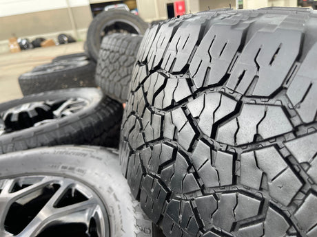 20" Ford F-250 F-350 OEM Lariat wheels rims 10292 tires GOODYEAR A/T Texas Truck Tire