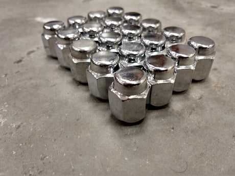 (20) OEM Toyota Tundra lug nuts polished 14x1.5 steel LX570 Sequoia Land Cruiser Texas Truck Tire