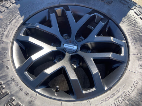17" Ford F-150 Raptor OEM 10115 rims wheels tires KENDA R/T 37" Texas Truck Tire