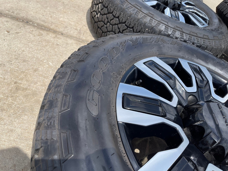 20" GMC Sierra DENALI 2500 3500 OEM wheels rims 5958 14138 Chevy Silverado Texas Truck Tire
