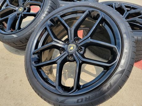 19" Lamborghini Huracan LP580 OEM wheels rims tires OE Kari Texas Truck Tire