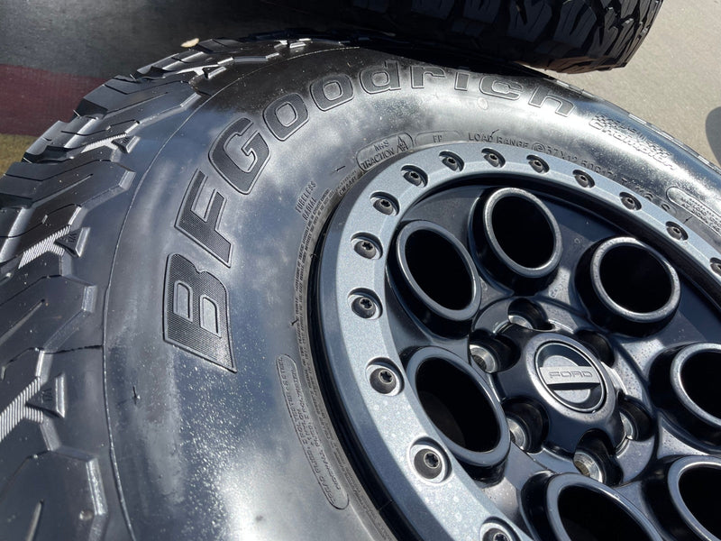 17" Ford F-150 Raptor OEM BEADLOCK 10612 rims wheels BFG KO2 37" 2025 2026 NEW Texas Truck Tire