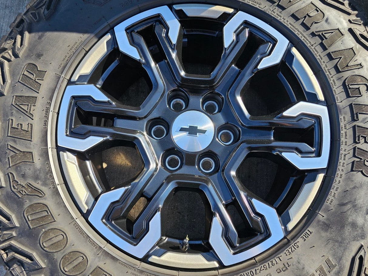 18" Chevy Silverado ZR2 Tahoe TRAIL BOSS Sierra OEM 95415 wheels rims GOODYEAR Texas Truck Tire