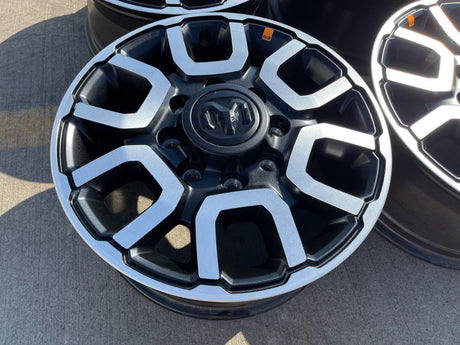 18" RAM 2500 3500 LARAMIE OEM 2694 wheels rims 2023 2024 2025 2026 NEW Texas Truck Tire