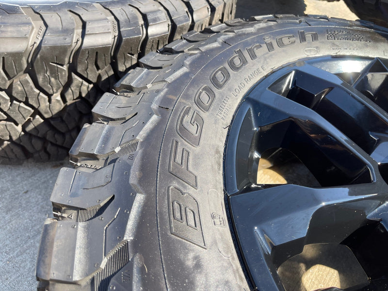 20" Chevy Silverado Trail Boss GMC AT4 2500 OEM 94030 wheels rims BFG KO3 Texas Truck Tire