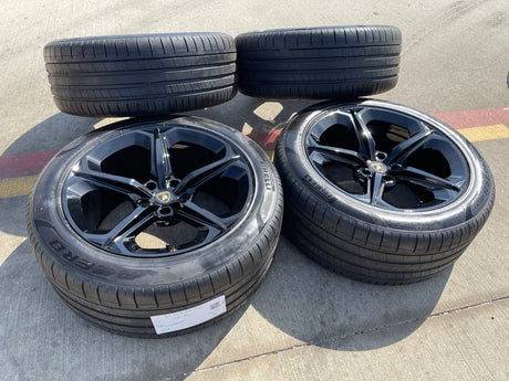 21" Lamborghini Urus OEM wheels rims Taigete 2018 2019 2023 2024 2025 PIRELLI Texas Truck Tire