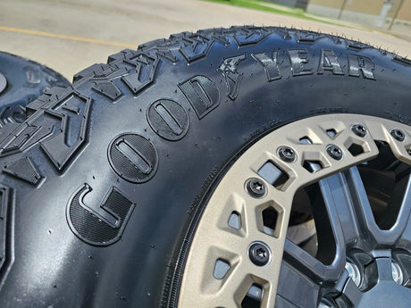 18" Hummer Grazen beadlock EV HEV 2500 OEM wheels rims 2023 2024 2025 2026 NEW Texas Truck Tire