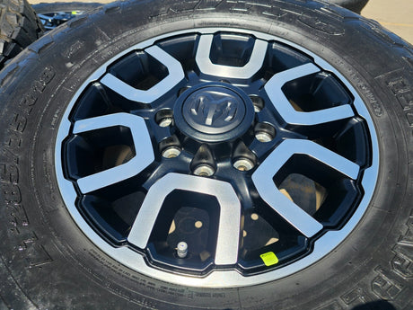 18" Ram 2500 3500 LARAMIE OEM wheels rims 2694 tires 35" NITRO Texas Truck Tire