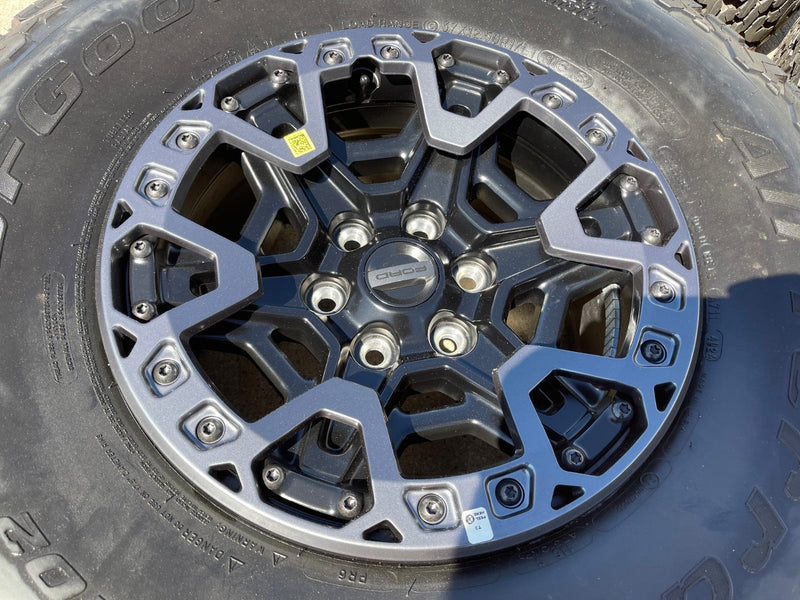 17" Ford F-150 Raptor R OEM BEADLOCK rim wheel 37" tire spare 2024 2025 2026 NEW Texas Truck Tire